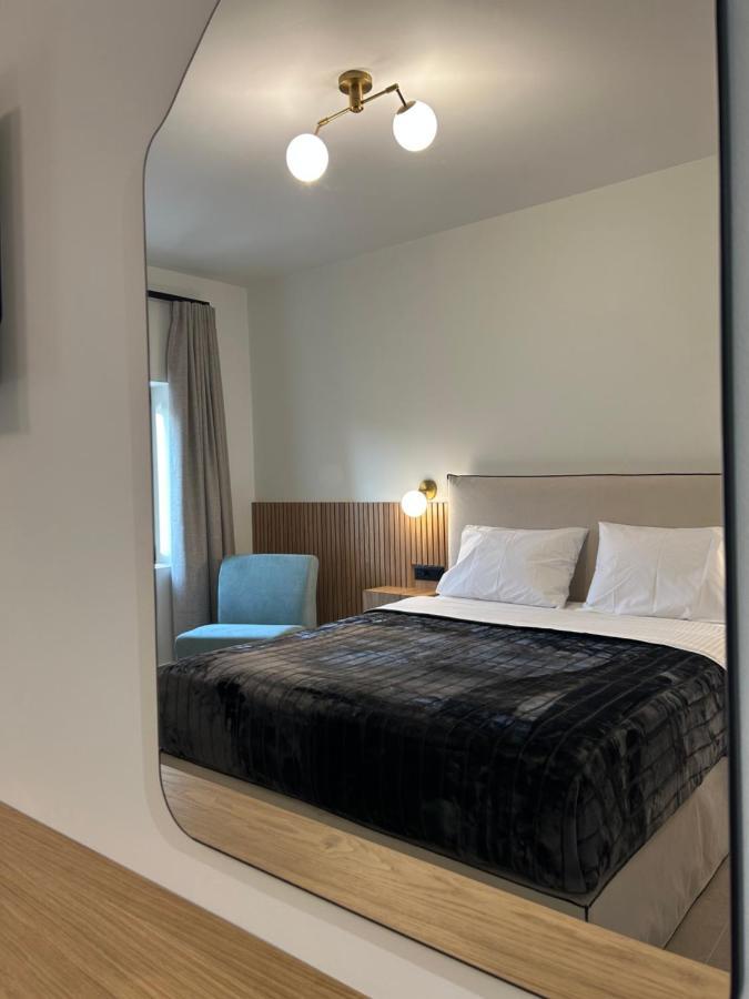 Piedra Luxury Apartments Nafplion Exteriör bild