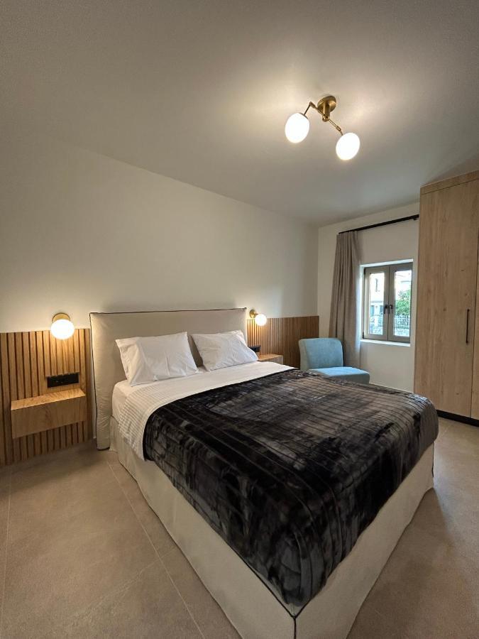 Piedra Luxury Apartments Nafplion Exteriör bild
